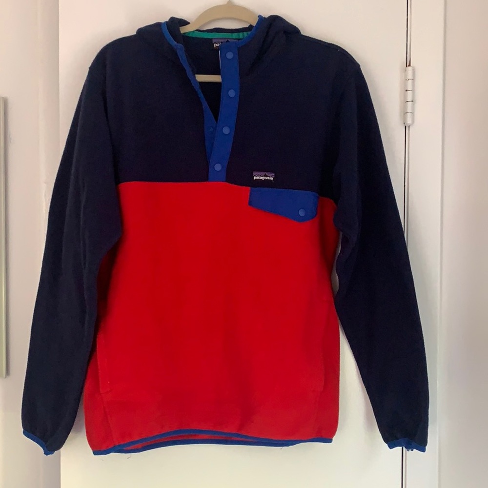 Patagonia synchilla fleece pullover with hood